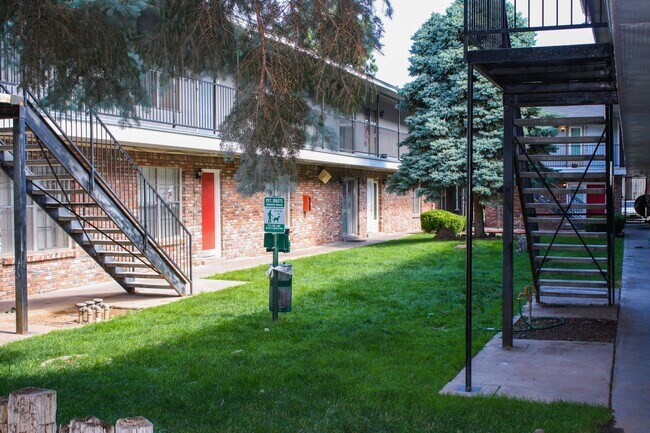 Photo - Continental Arms Apartments: Charming Gate...