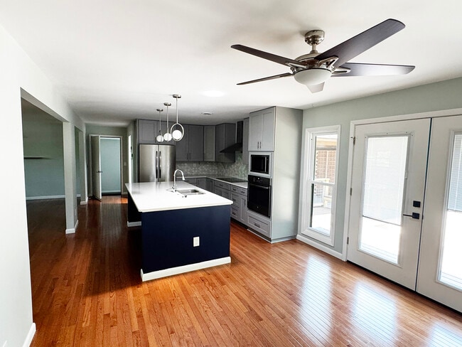 Photo - 118 Green Meadows Dr