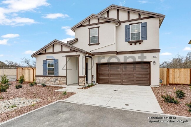 Photo - 6100 Oak Leaf Pl