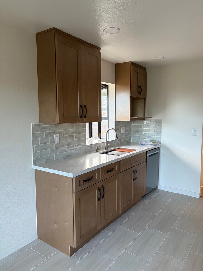 3203 Jose Ct