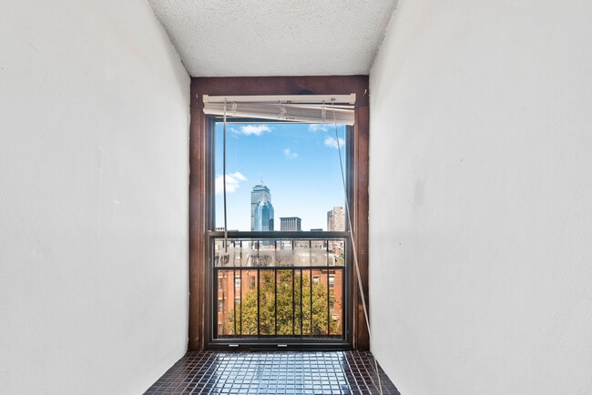 Prudential View - 660 Tremont St Unit 4