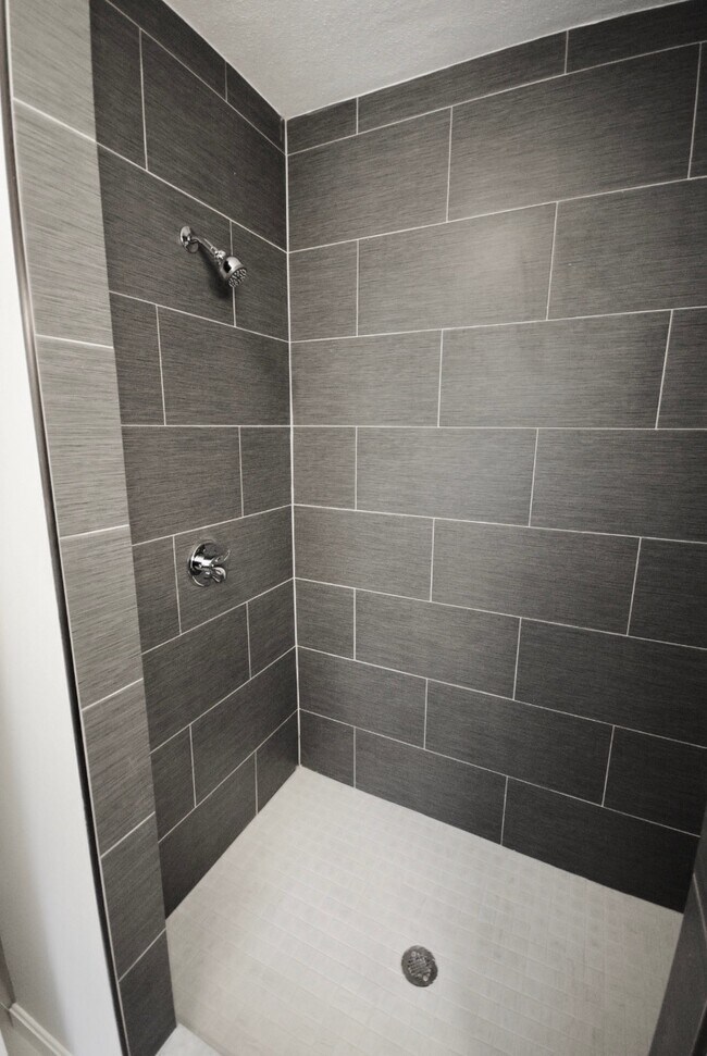 Photo - 15 Taylor St