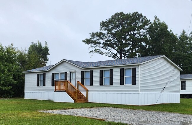 Photo - Coming Soon (December 2025)!! Beautiful 3 bedroom, 2 bath mobile home