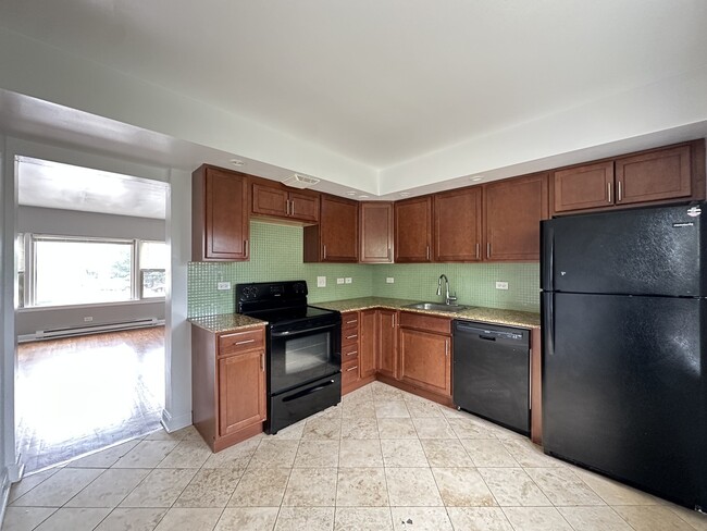 Photo - 7632.5 N Milwaukee Ave Unit B3