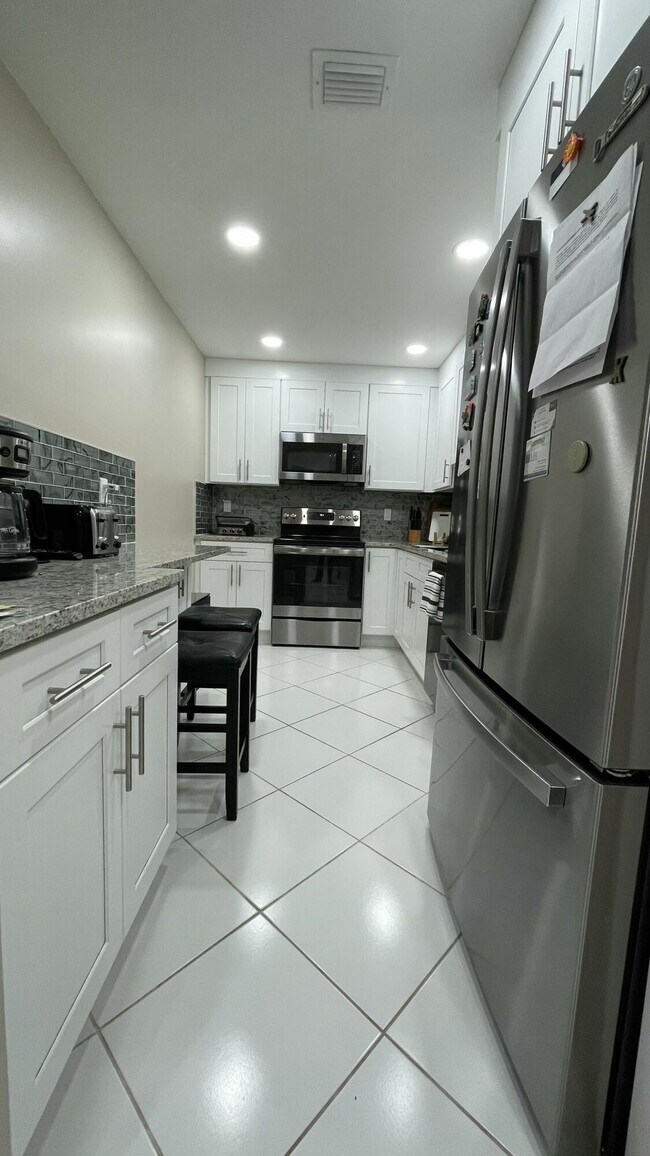 10140 S 44th Dr Unit 372