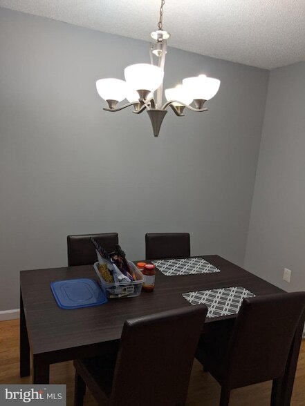 Photo - 99 Brookview Cir