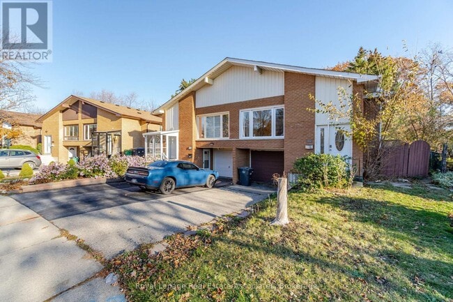 Photo - 3301 Tallmast Cres