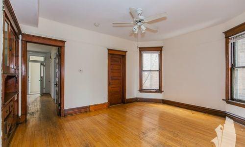 Building Photo - 3 bedroom in Chicago IL 60613 Unit 3637-1 Rental