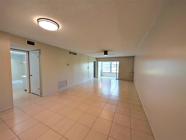 Photo - 3463 Bee Ridge Rd Unidad 303