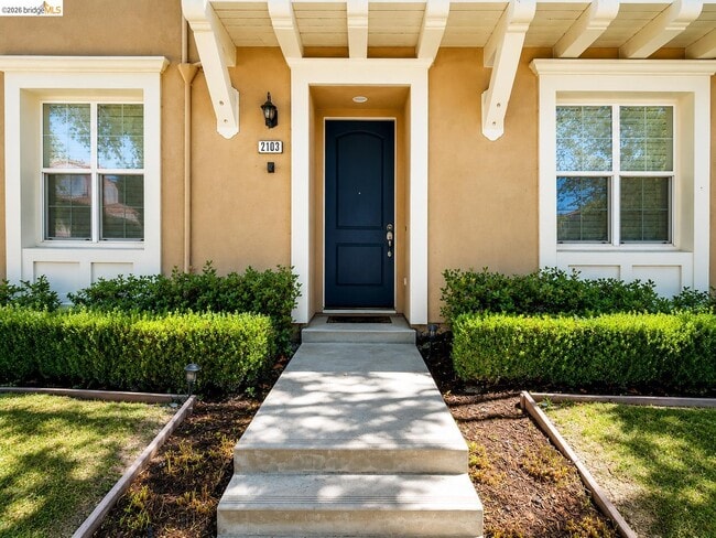 Photo - 2103 Maidenhair Way