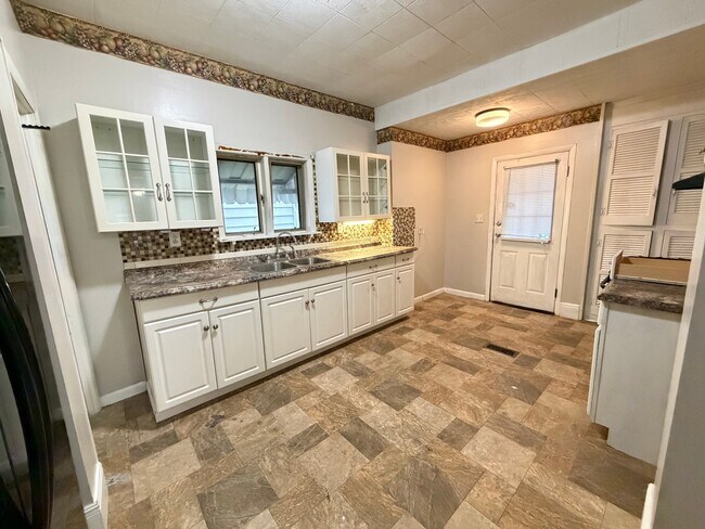 Photo - 4320 Gallia St