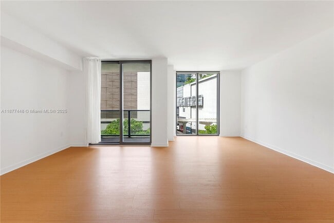 Photo - 31 SE 6th St Unit 705