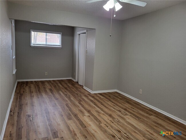 Photo - 1051 Country Club Dr Unit 19