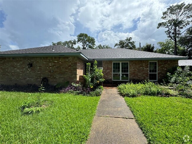 Building Photo - 5714 Arbor Vitae Dr Rental