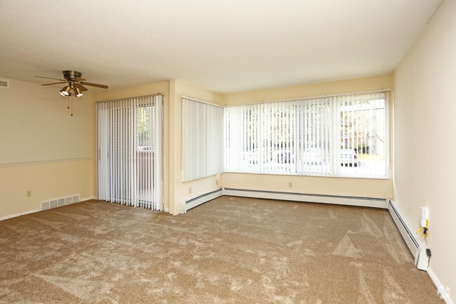 2HAB, 1BA - 932 ft²