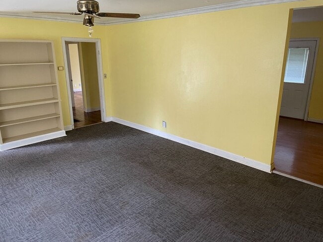 Photo - 204 Norwood St House