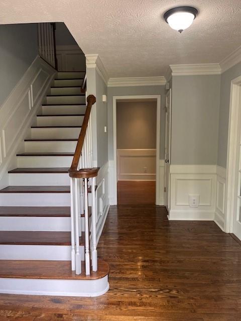 Photo - 871 Cedar Trce SW