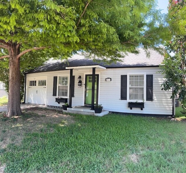 Photo - 4516 Pershing Ave