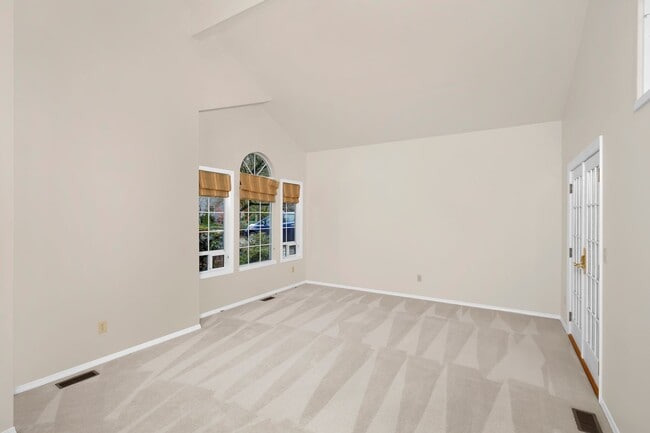 Photo - Light Filled 4 Bedroom 2.5 Bath Home in Sammamish