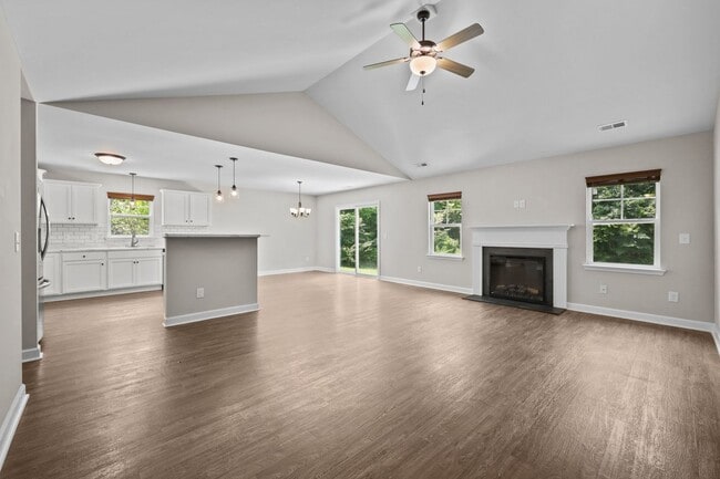 Photo - Welcome to Bradford Estates!