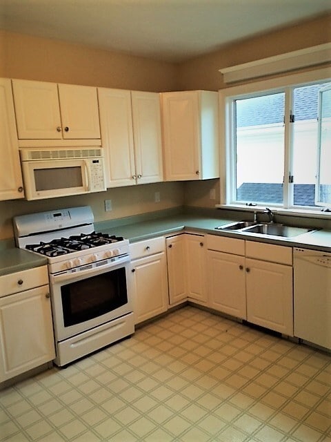 Photo - 117 E Elm Ave Apartments Unit #2