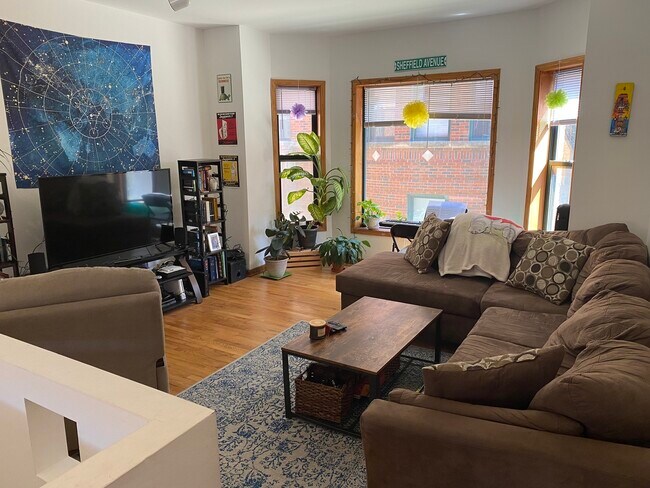 Photo - 632 W Patterson Ave