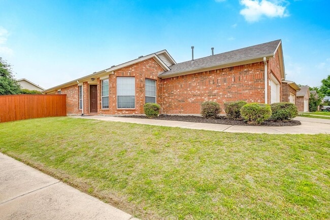 Building Photo - Amazing 3 Bed 2 Bath Rental in Alexandra Meadows- Eagle Mountain ISD- 76131