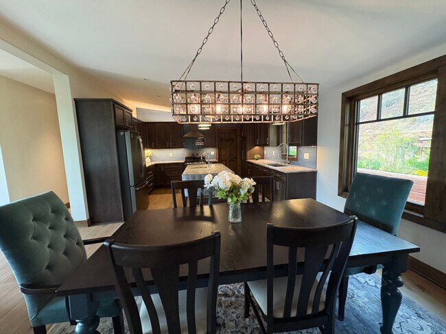 Photo - 641 Pinon Dr