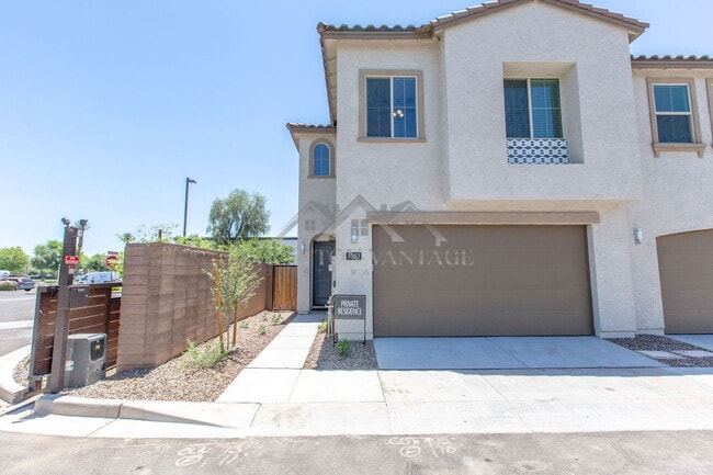 Photo - 1051 W. Diamondback Dr.