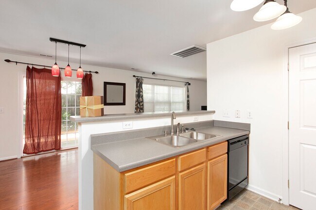 Photo - Nice house in SW Durham with fenced yard and scenic view!