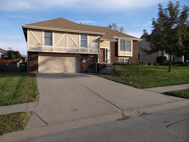 Nice Home In Papillion For Rent! - Nice Home In Papillion For Rent!