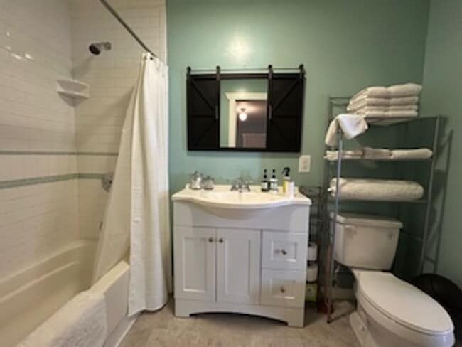 Photo - 1 Bed, 1 Bath + Office | Guerneville (Rio ...