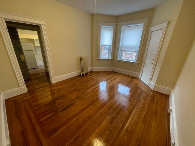 Photo - 12 Royce Rd