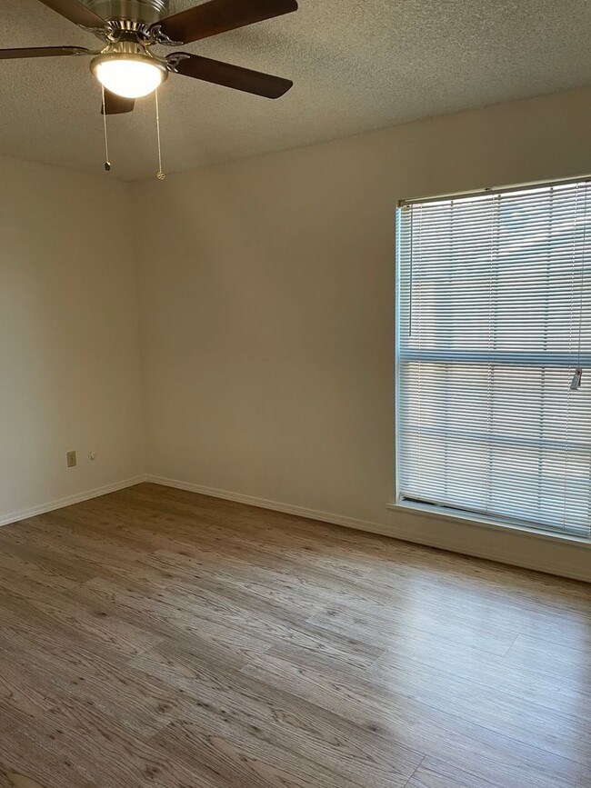 Photo - 2 Bed / 2 Bath Duplex with Garage & Private Yard – Great Location!