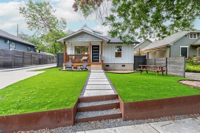 Photo - 3005 Kuhlman Ave