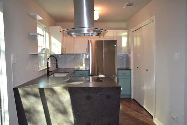 Photo - 7206 Meador Ave