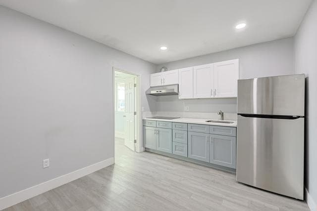 Building Photo - 3774 Clavelita St