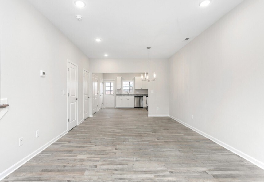 Photo - 3712 S Mebane St Apartment Unit 3712