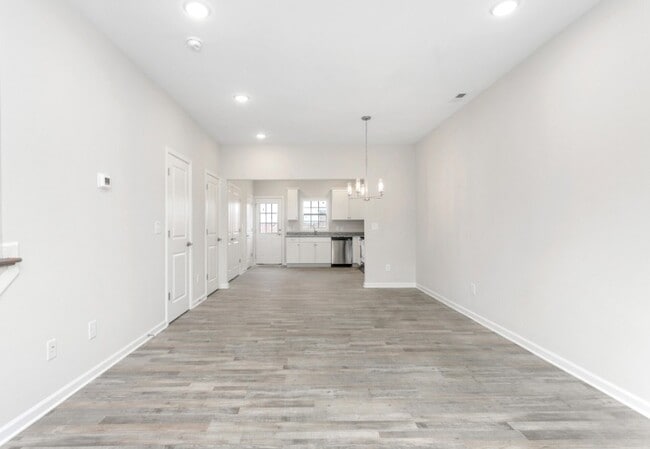 Building Photo - 3712 S Mebane St Unit 3712