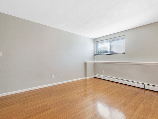 Photo - 180 River St Unidad A4