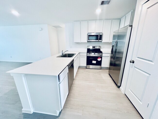 Photo - 3090 Mallorca Dr