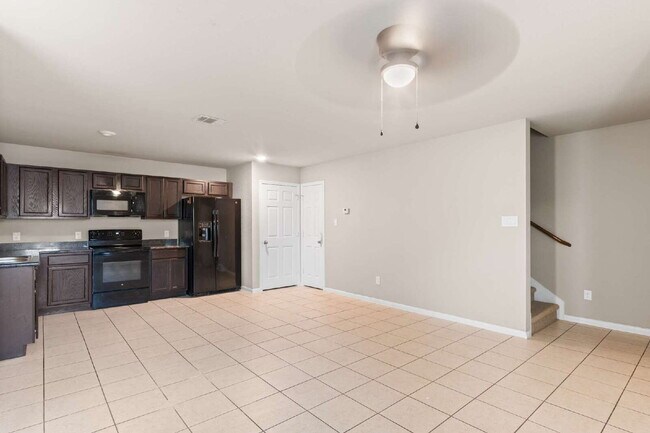 Photo - 16630 E Hammon