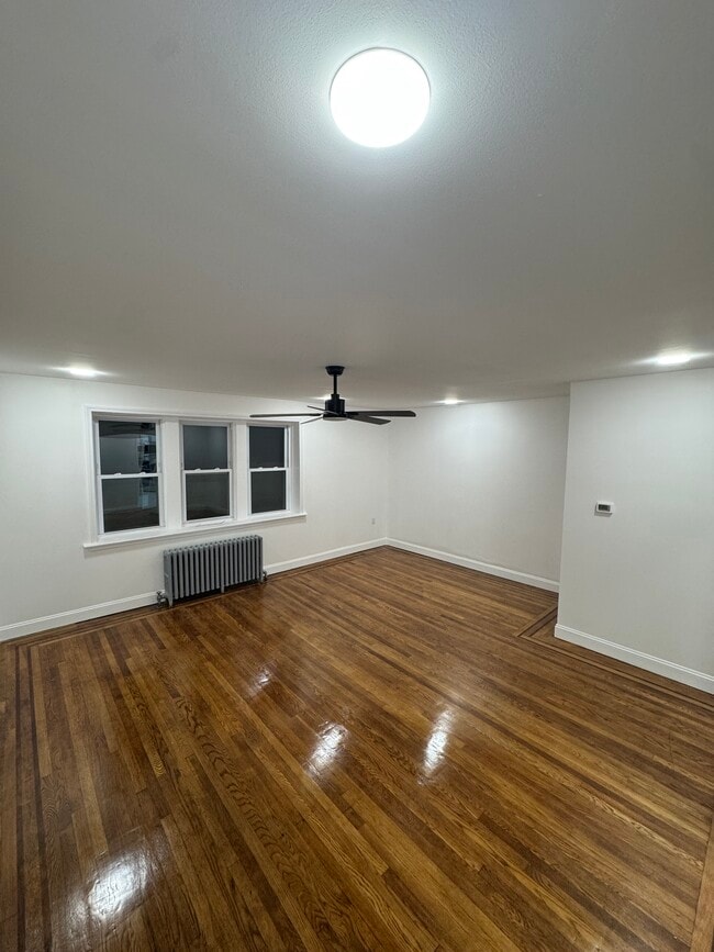 Photo - 5 Edgar Ter Unit Edgar