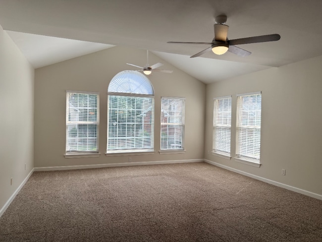 Photo - 1721 Wyngate Cir