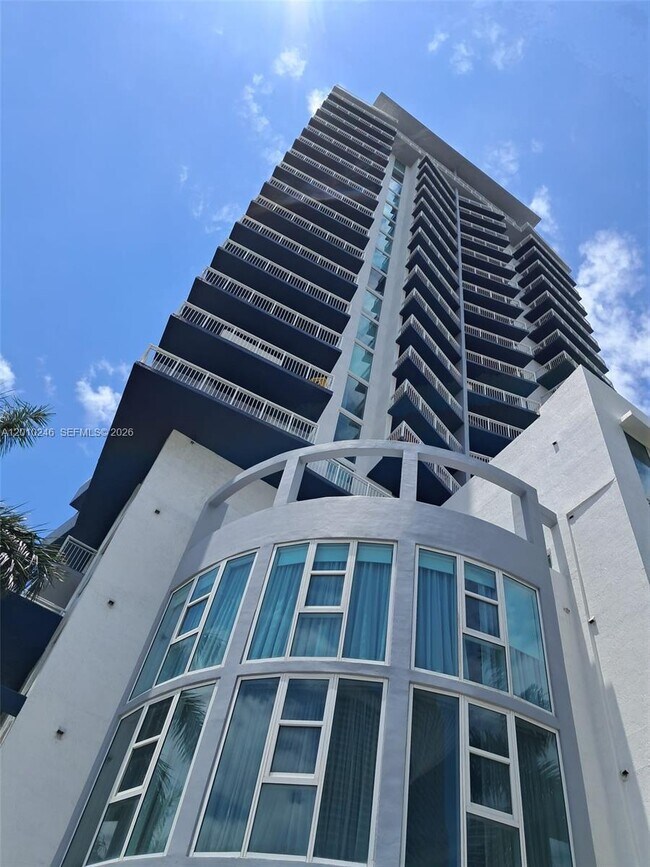 Photo - 275 NE 18th St Unit 1704