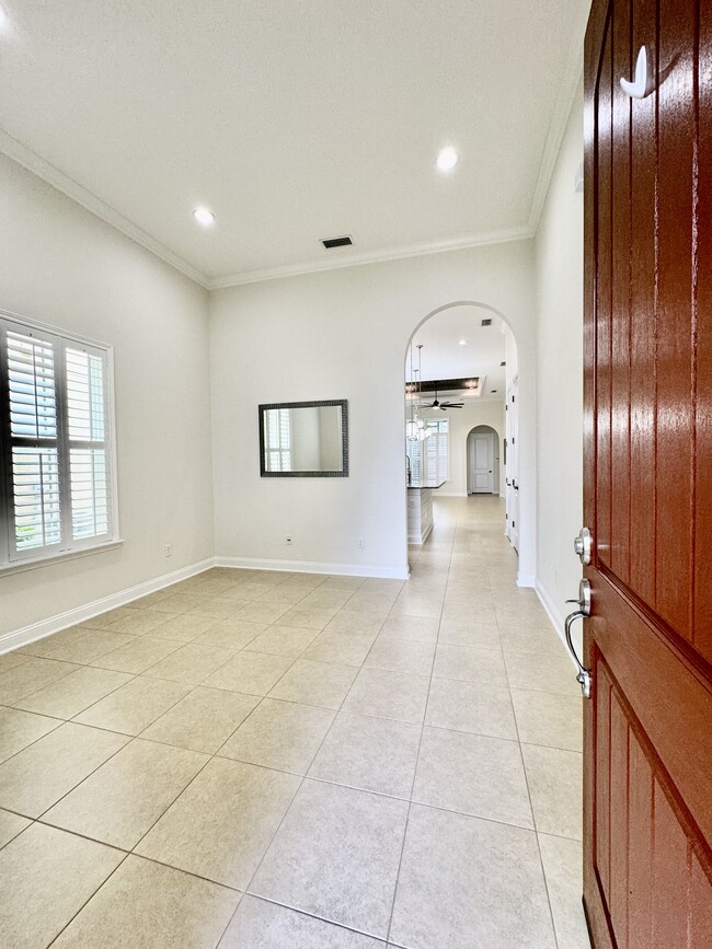 Photo - 45 Rinaldo Way