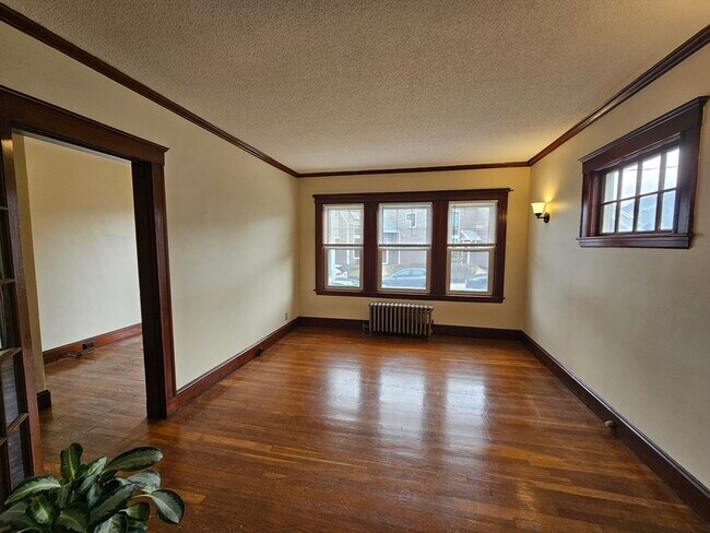 62 Governor Winthrop Rd Unit 1##
