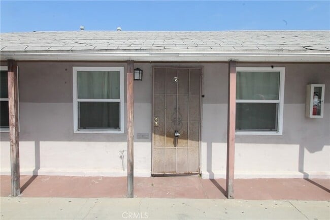 Building Photo - 4986 Southern Ave Unit B