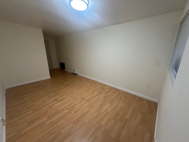 Photo - 1608 Jarvis Ave Unit 771