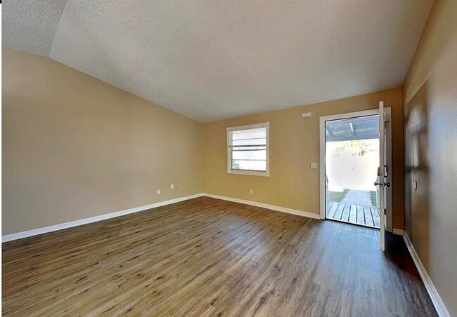 Photo - 7508 N St Peter Ave